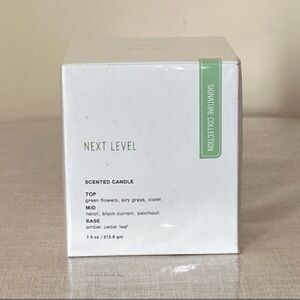NIB! Signature collection next level scented candle studio oh!